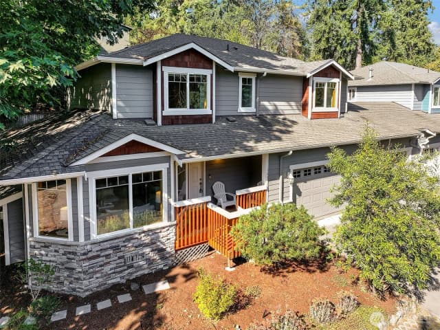 Property photo for 16537 Densmore Avenue N, Shoreline photo 3