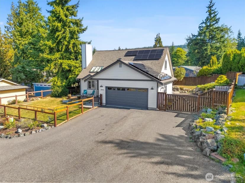 Property photo for 3870 Robby Court, Bellingham photo 2