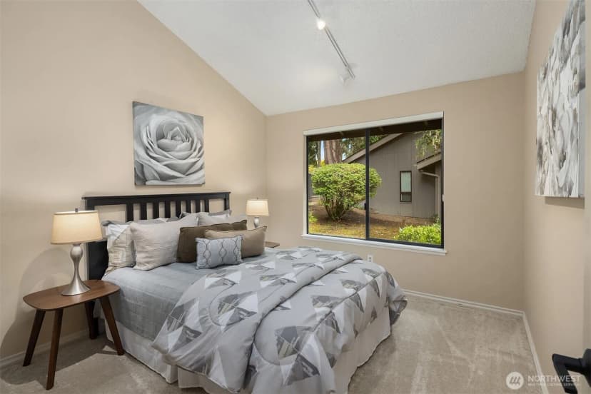 Property photo for 118 143rd Place Ne, Bellevue photo 12