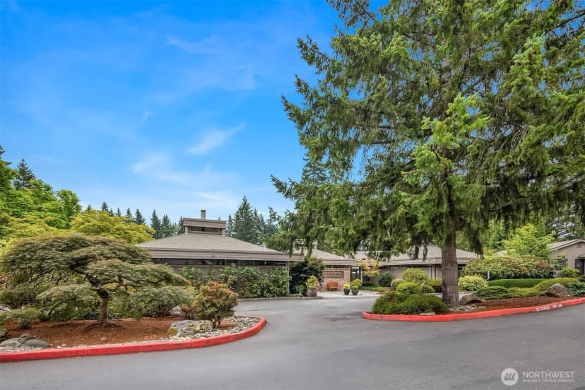 Property photo for 118 143rd Place Ne, Bellevue photo 24