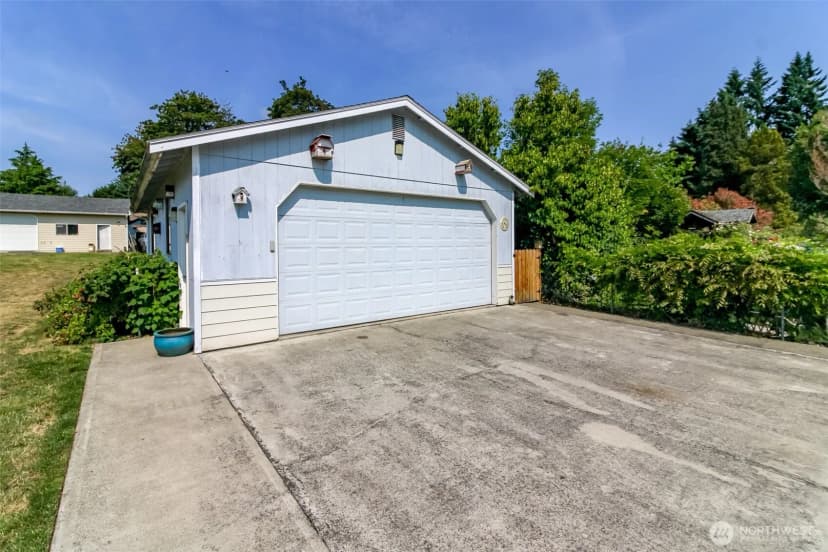 Property photo for 10510 66th Avenue E, Puyallup photo 20