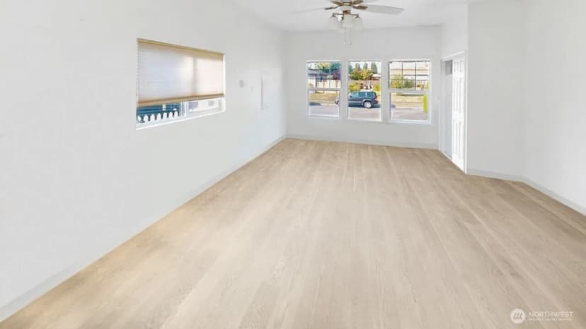 Property photo for 2406 E Kincaid Street, Mount Vernon photo 9