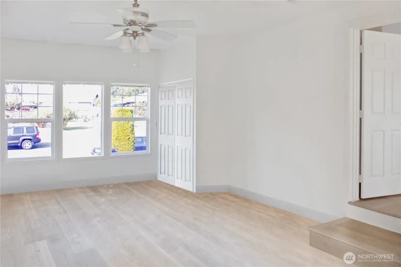 Property photo for 2406 E Kincaid Street, Mount Vernon photo 8