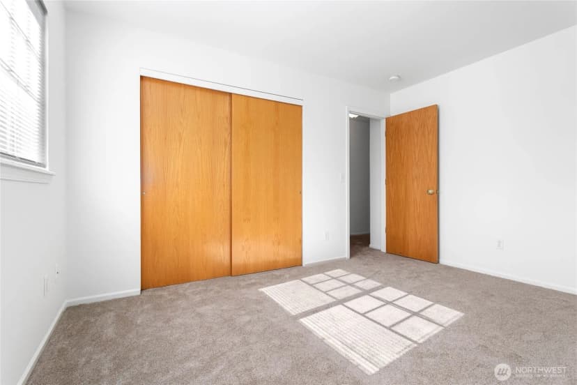 Property photo for 3222 Locust Avenue, Bellingham photo 24