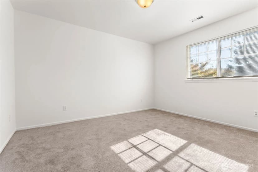 Property photo for 3222 Locust Avenue, Bellingham photo 23