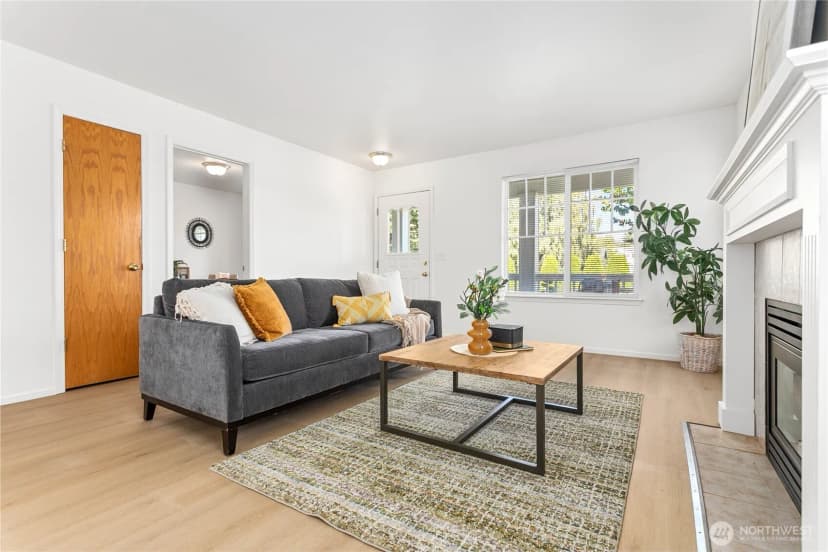 Property photo for 3222 Locust Avenue, Bellingham photo 5