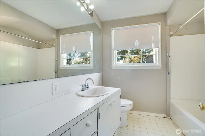 Property photo for 617 120th Street S, Tacoma photo 16