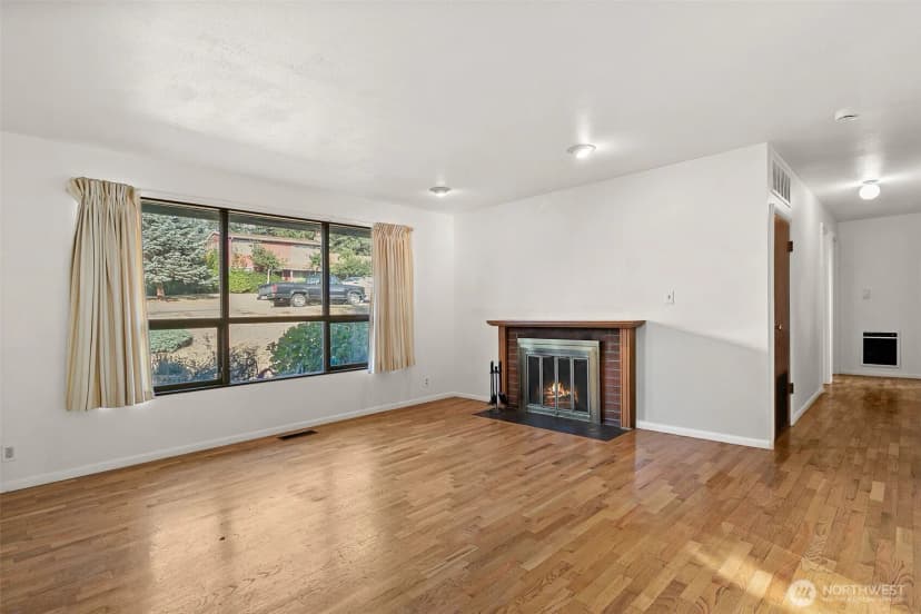 Property photo for 17732 46th Avenue S, Sea Tac photo 2
