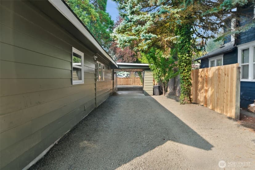 Property photo for 127 W Alder Street, Shelton photo 29