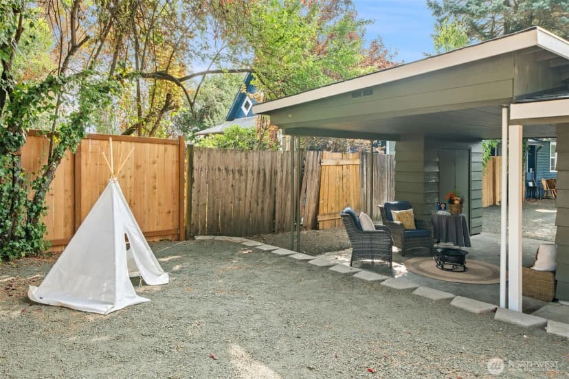 Property photo for 127 W Alder Street, Shelton photo 21