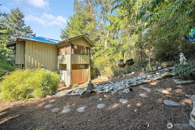 Property photo for 402 M Street, Port Townsend photo 2