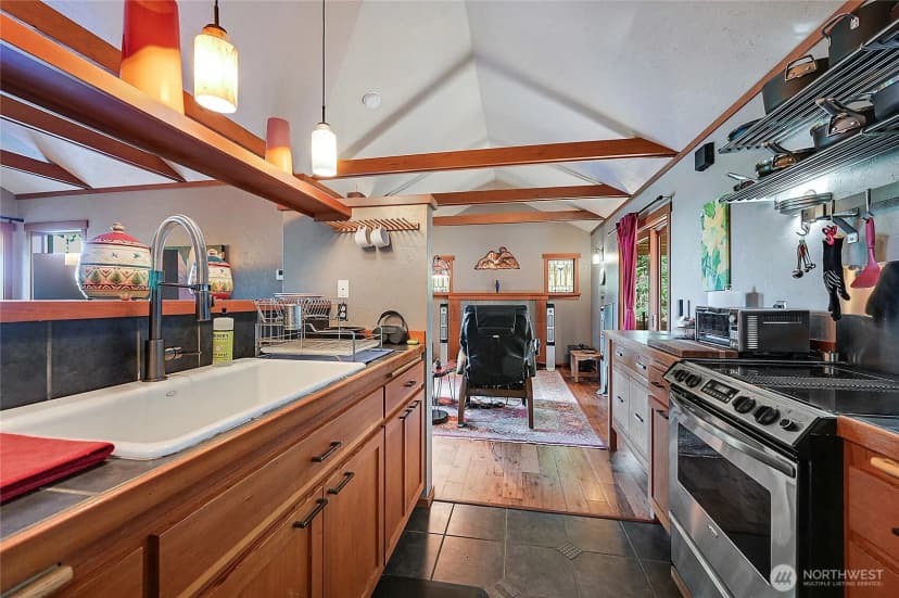 Property photo for 402 M Street, Port Townsend photo 22