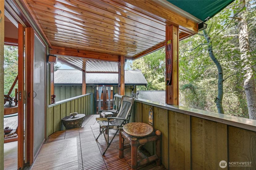 Property photo for 402 M Street, Port Townsend photo 30