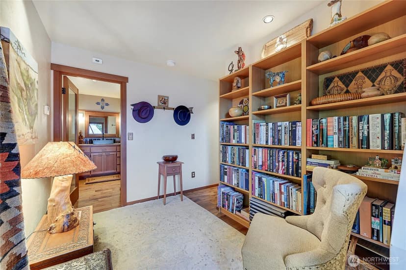 Property photo for 402 M Street, Port Townsend photo 14