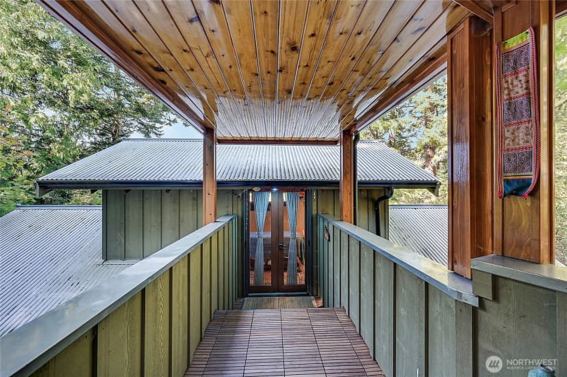 Property photo for 402 M Street, Port Townsend photo 31