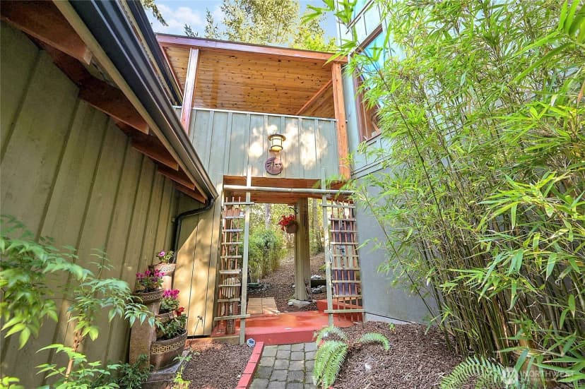 Property photo for 402 M Street, Port Townsend photo 5