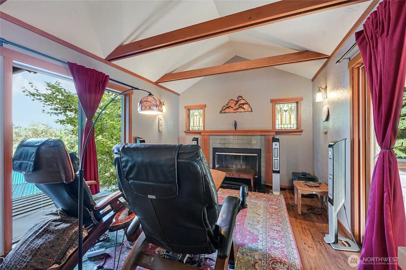 Property photo for 402 M Street, Port Townsend photo 23