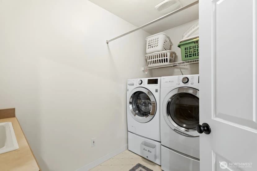 Property photo for 13513 227th Avenue Ne, Woodinville photo 23