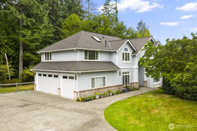 Property photo for 13513 227th Avenue Ne, Woodinville