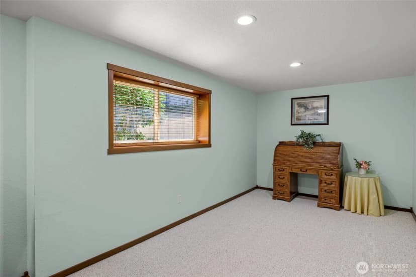 Property photo for 4609 144th Place Se, Bellevue photo 26