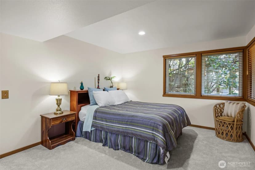 Property photo for 4609 144th Place Se, Bellevue photo 22