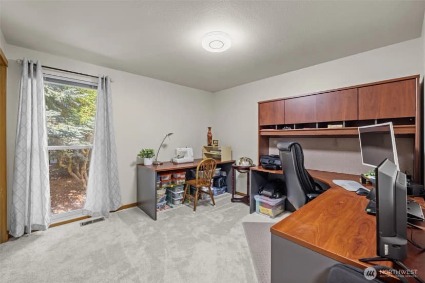 Property photo for 4609 144th Place Se, Bellevue photo 20