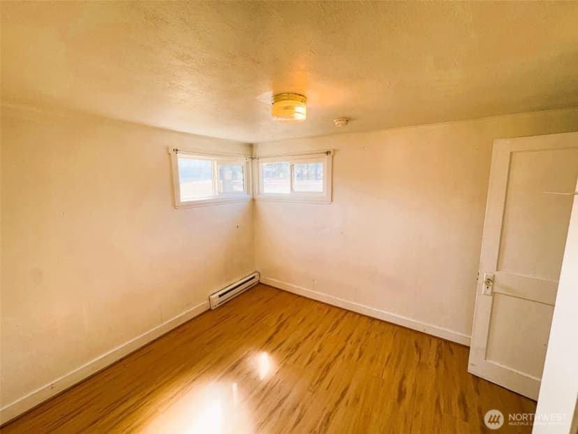Property photo for 814 E 2nd Street, Port Angeles photo 9