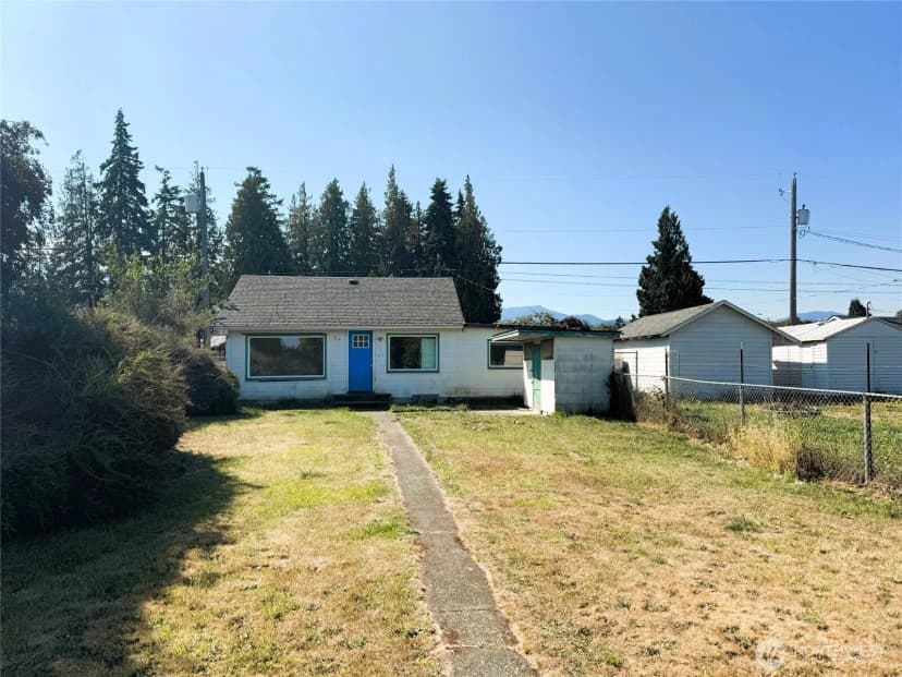 Property photo for 814 E 2nd Street, Port Angeles