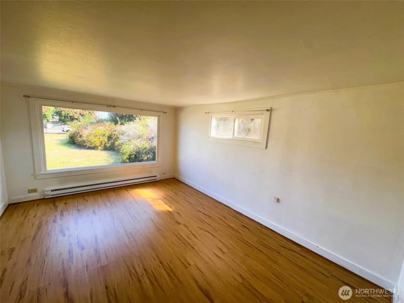 Property photo for 814 E 2nd Street, Port Angeles photo 3