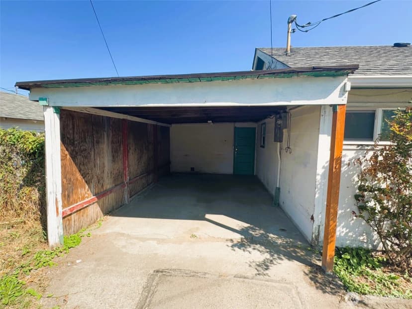 Property photo for 814 E 2nd Street, Port Angeles photo 17