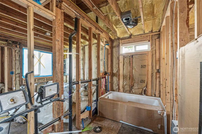 Property photo for 15007 Boat Street Sw, Lakewood photo 12