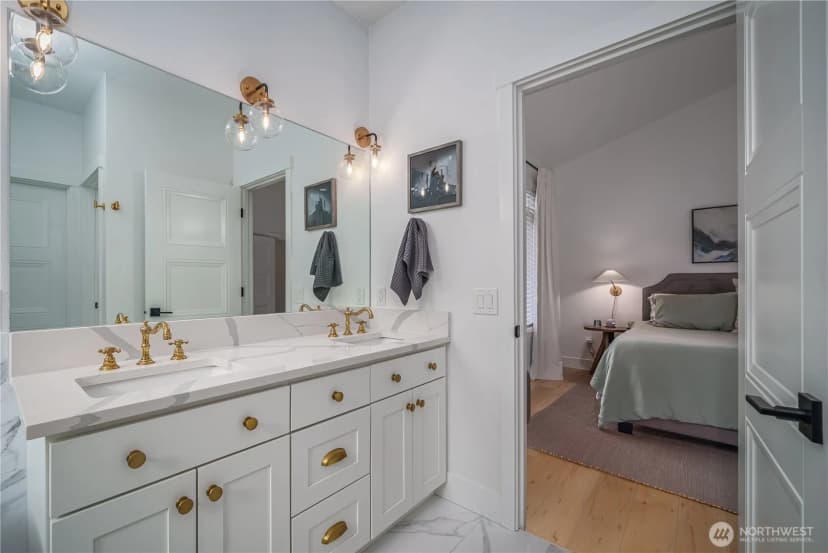 Property photo for 6601 56th Street Ct W, University Place photo 29