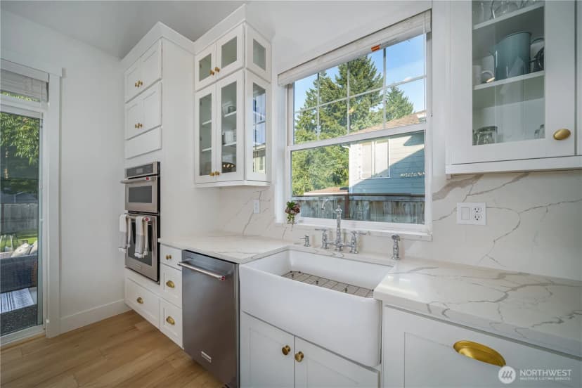 Property photo for 6601 56th Street Ct W, University Place photo 22