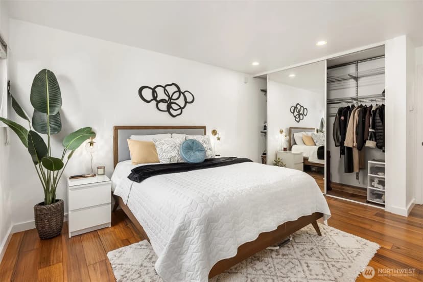 Property photo for 831 126th Place Ne #b103, Bellevue photo 12