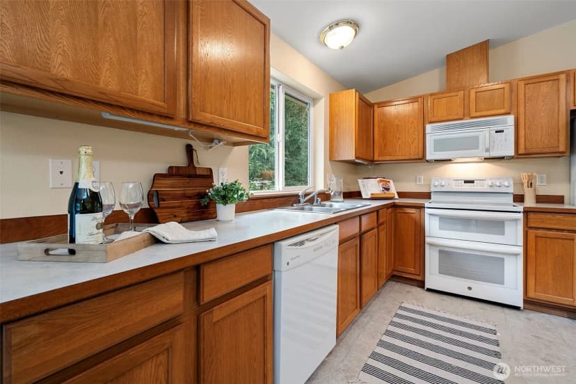 Property photo for 4902 199th Avenue Ct Sw, Longbranch photo 9