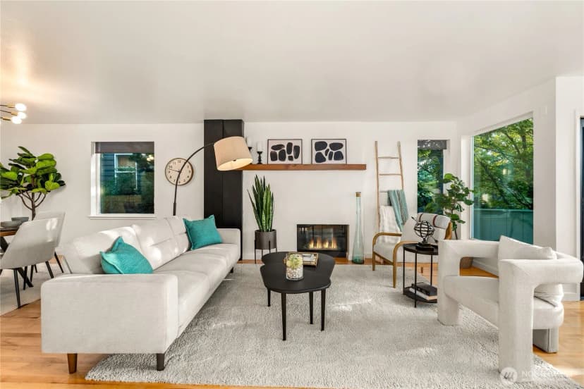 Property photo for 824 30th Avenue, Seattle photo 4