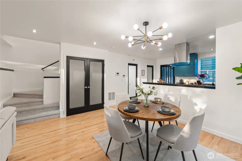 Property photo for 824 30th Avenue, Seattle photo 17