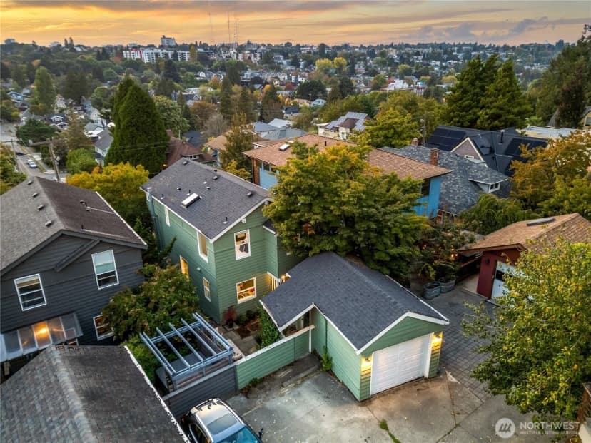 Property photo for 824 30th Avenue, Seattle photo 37