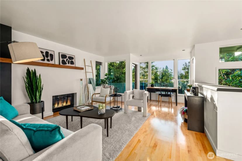 Property photo for 824 30th Avenue, Seattle photo 5