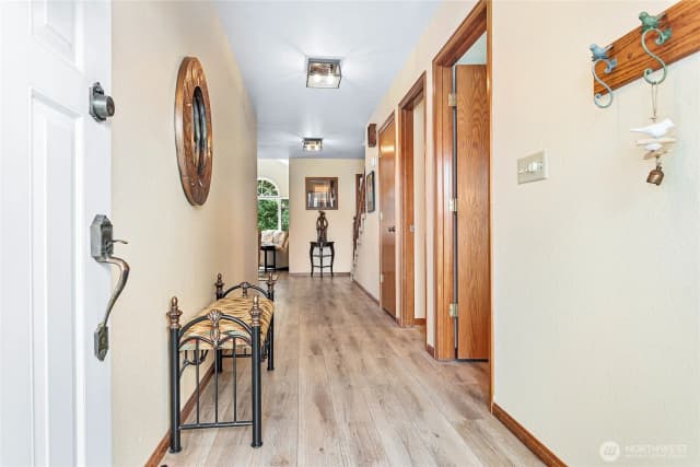 Property photo for 1843 Main Street #b2, Lynden photo 3
