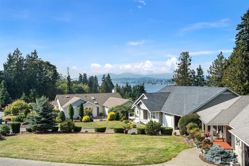 Property photo for 5396 E Blaisdell Lane, Port Orchard photo 3