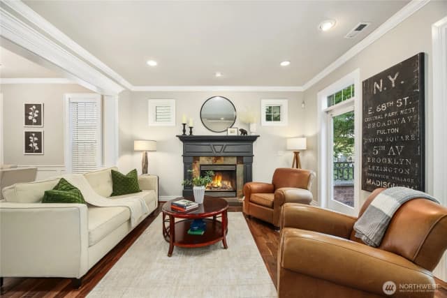 Property photo for 2593 Ne Park Drive, Issaquah photo 5