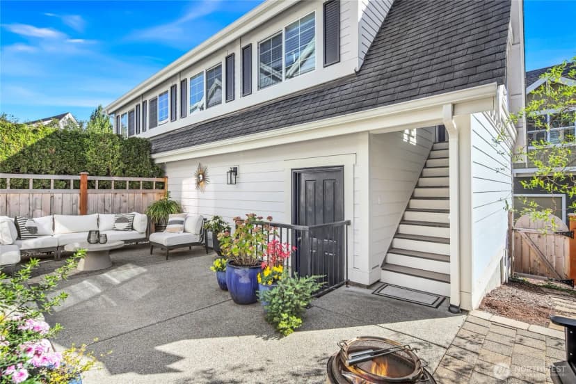 Property photo for 2593 Ne Park Drive, Issaquah photo 27