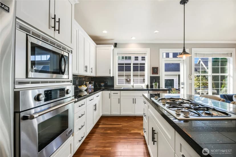 Property photo for 2593 Ne Park Drive, Issaquah photo 10