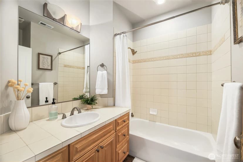 Property photo for 2593 Ne Park Drive, Issaquah photo 20