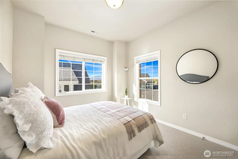 Property photo for 2593 Ne Park Drive, Issaquah photo 18
