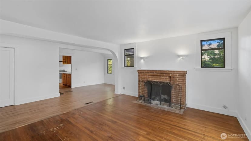 Property photo for 4115 50th Avenue S, Seattle photo 9