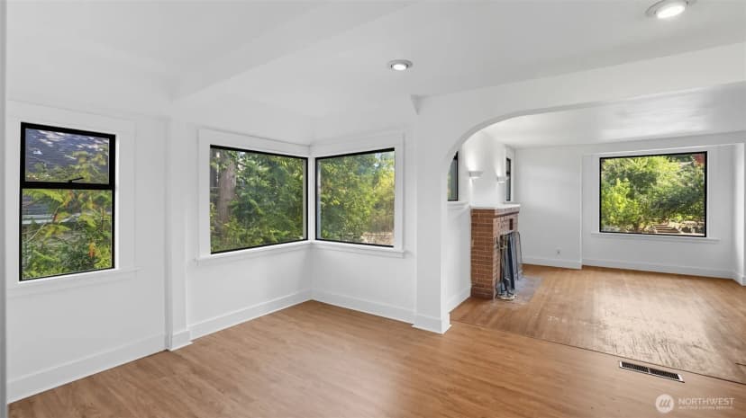 Property photo for 4115 50th Avenue S, Seattle photo 8