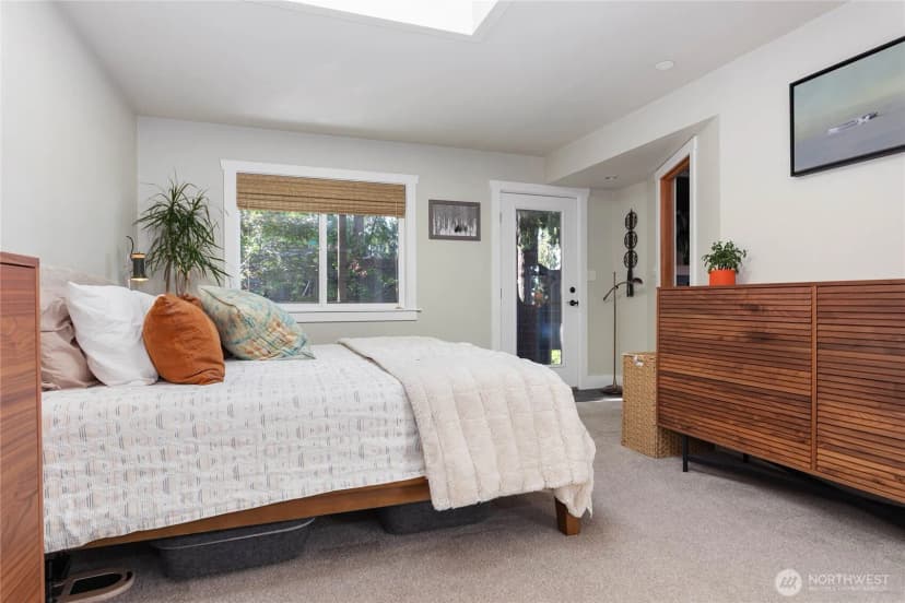 Property photo for 127 S Garden Terrace, Bellingham photo 11