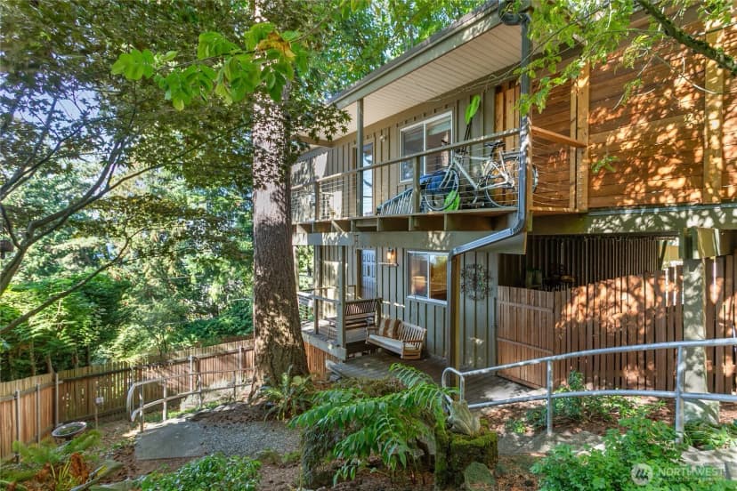 Property photo for 127 S Garden Terrace, Bellingham photo 35